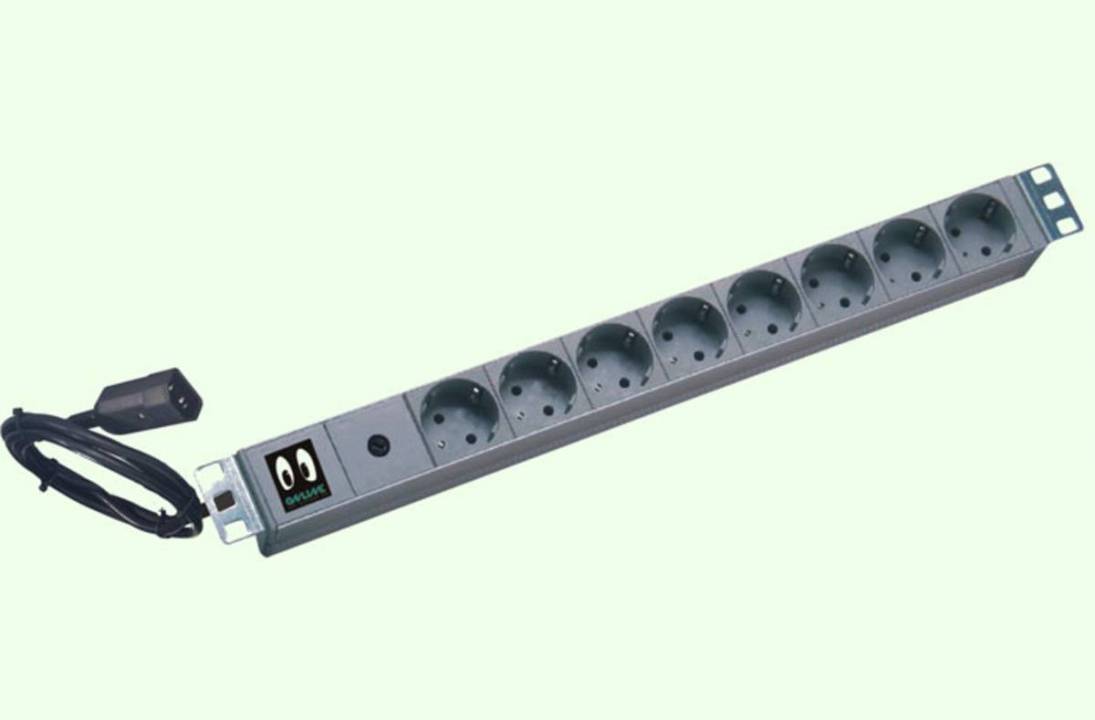 Online USV - 19" USV-Kaltgeräteadapter