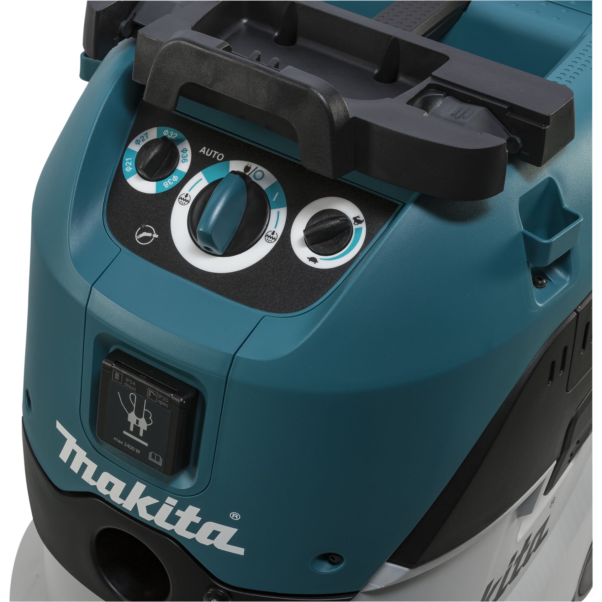 Nahaufnahme eines Makita Industriesaugers mit Bedienfeld und Logo auf der Vorderseite