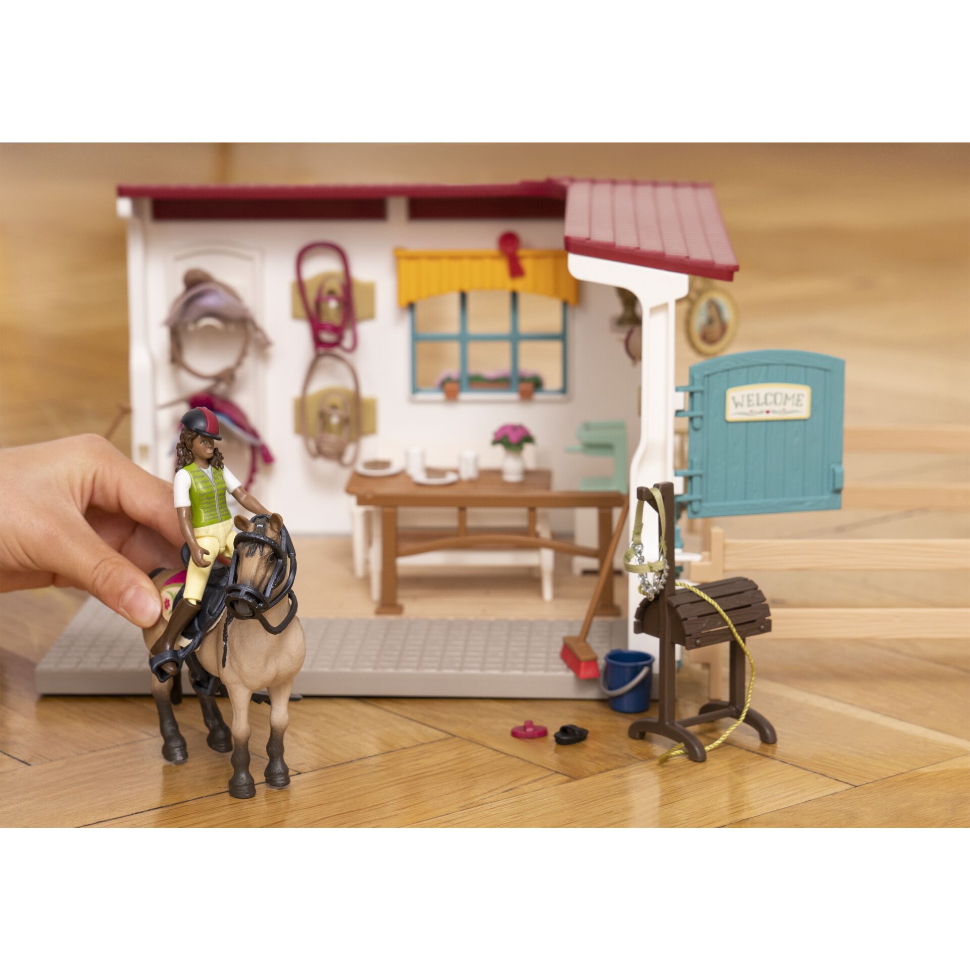 Schleich Horse Club        42591 Sattelkammer 792633_08